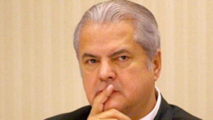 Năstase: Băsescu a dus CSAT în derizoriu